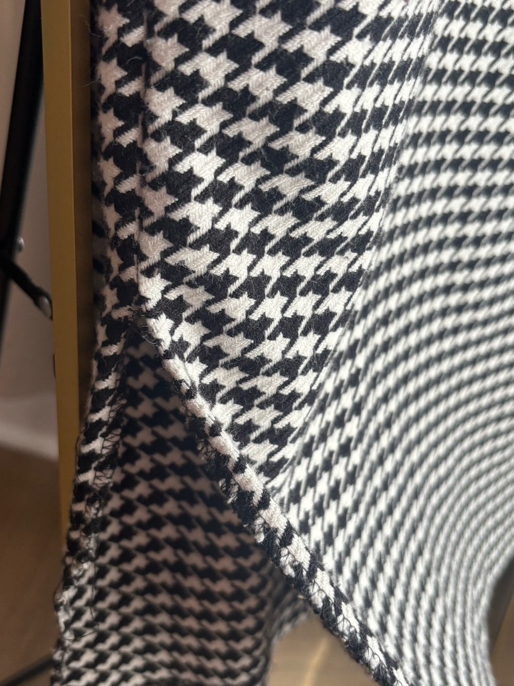 Lauren Ralph Lauren Black & Houndstooth Long-Sleeve Dress - Picture 2 of 4